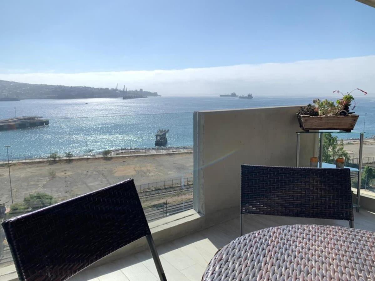 Hom I 2d2b Depto Top1 Terraza Con Vista Al Mar 0308 * Valparaíso